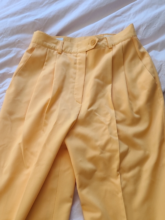 Escada Pants - Vintage Escada Apricot High-Waist Trousers Size 36 100%wool
